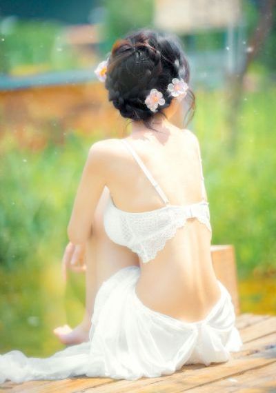 公交车上荫蒂添的好舒服内容_超清在线播放观看